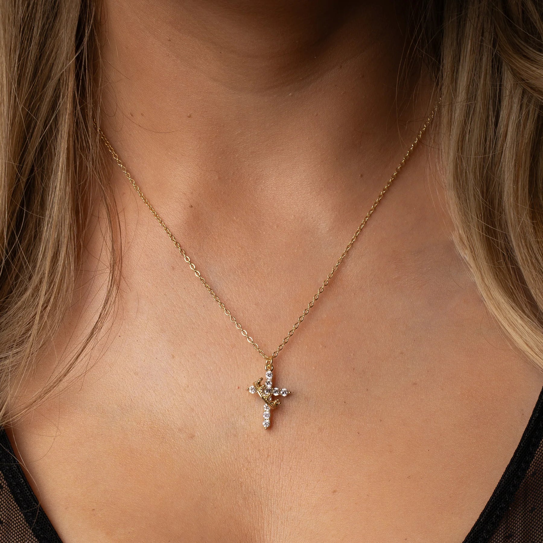 Filha - Colar Cruz do Rei Banhado a Ouro 18k