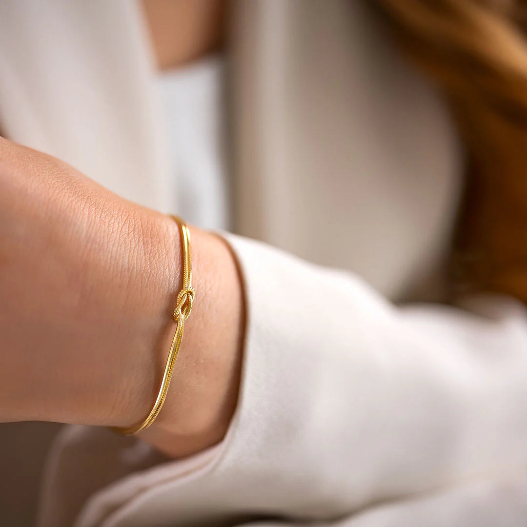 Pulseira Nó Infinito Banhado a Ouro 18k - Compre 1 - Leve 2