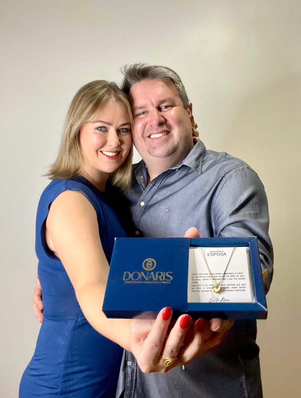 Presentes para Esposa: Mensagens Emocionantes para Presentear Seu Amor com uma Joia Significativa