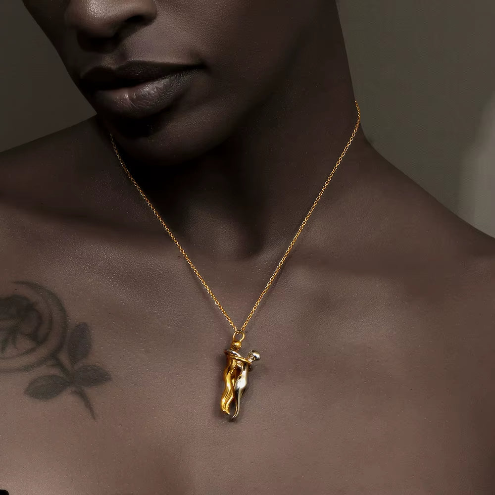 Colar Abraço Eterno Banhado a Ouro 18k